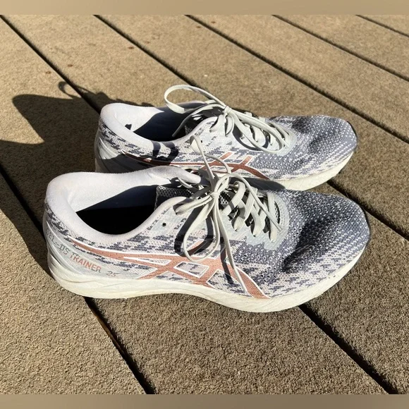 Women’s ASICS Gel DS Trainer 25. Size 10 - Picture 2 of 6